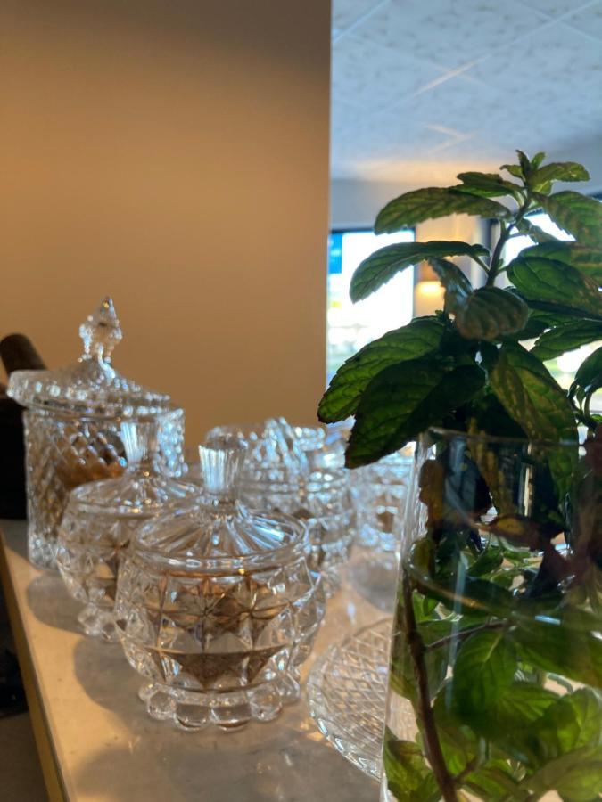 Artemis Hotel & Spa Bistro Coquet ブリウド エクステリア 写真