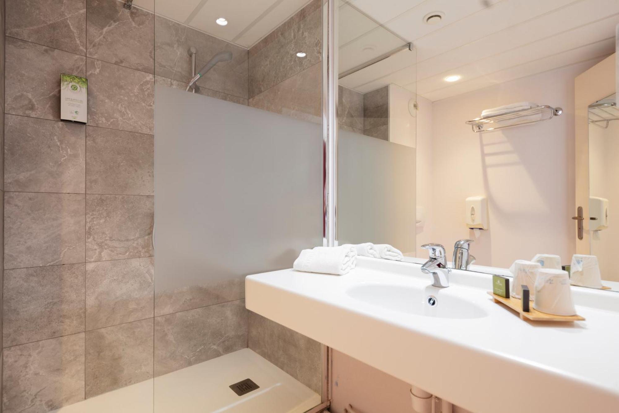 Artemis Hotel & Spa Bistro Coquet ブリウド エクステリア 写真