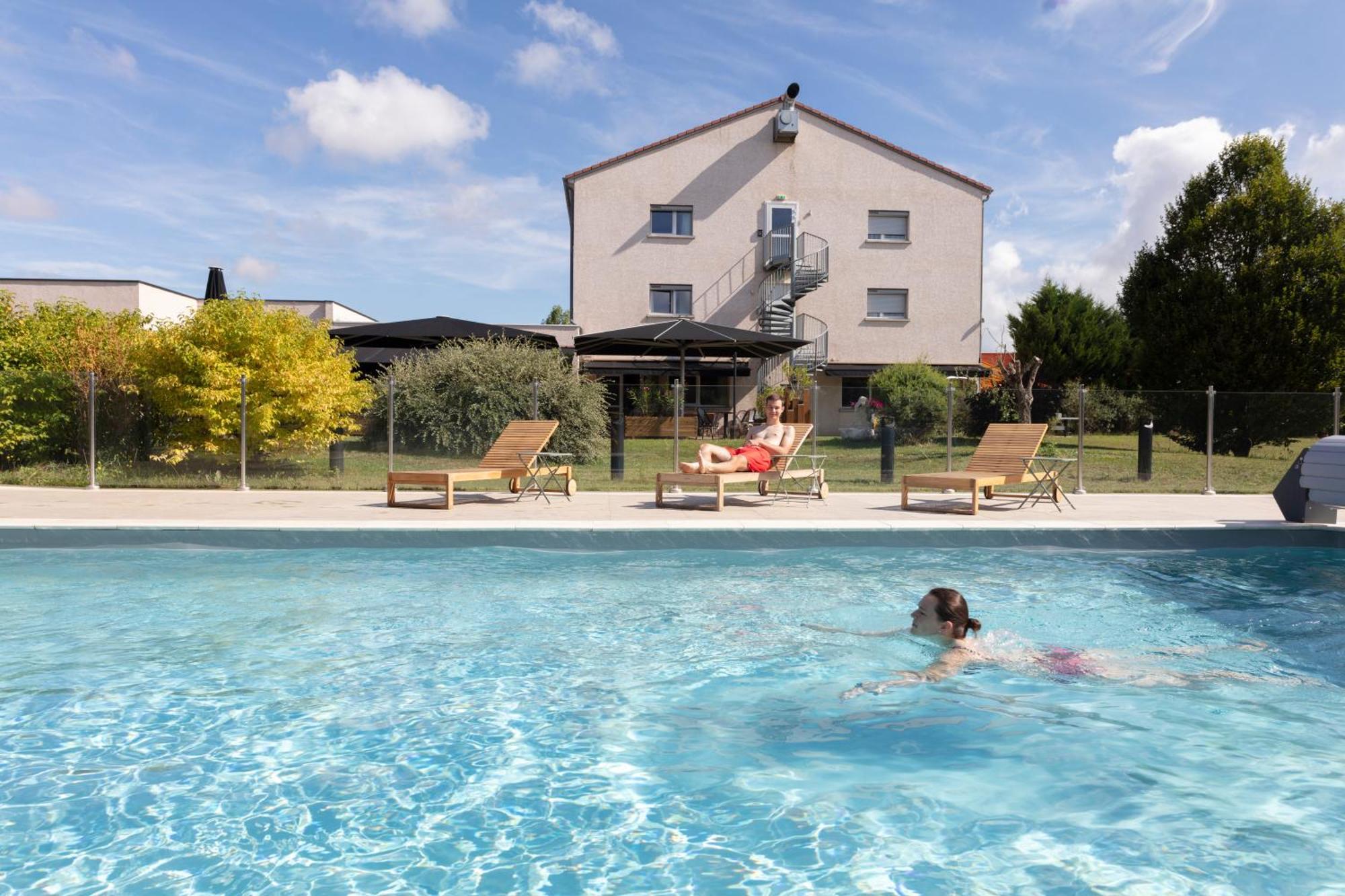 Artemis Hotel & Spa Bistro Coquet ブリウド エクステリア 写真
